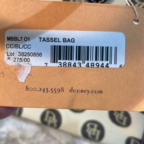 NWT Dooney & Bourke Alto Tassle Tote - Picture 9 of 12
